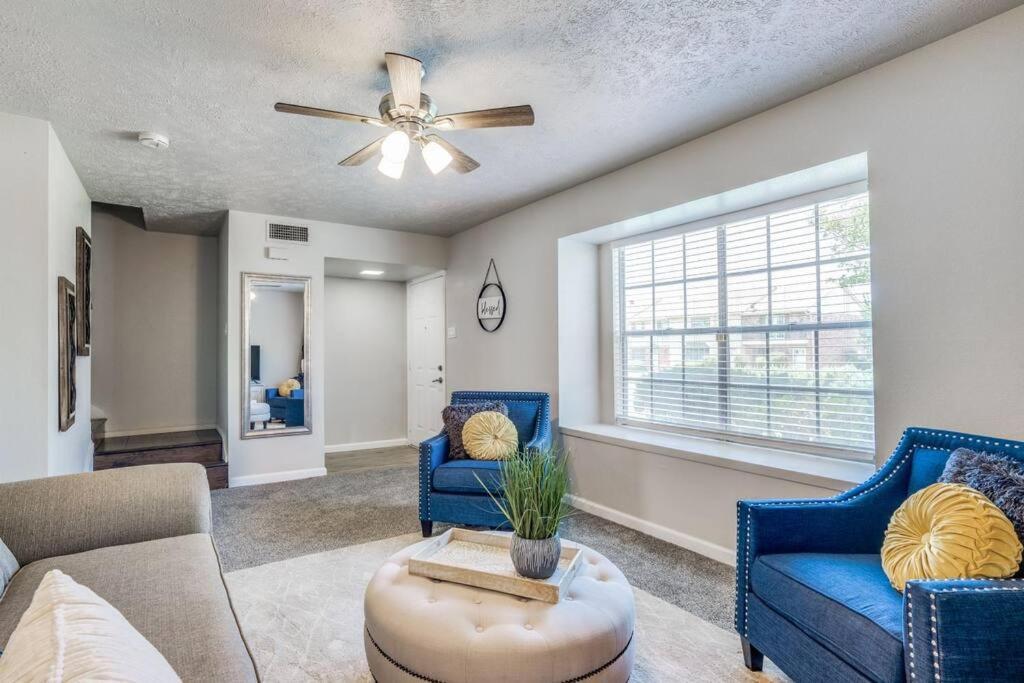 Mpressive Hideaway! Villa Grand Prairie Exterior photo