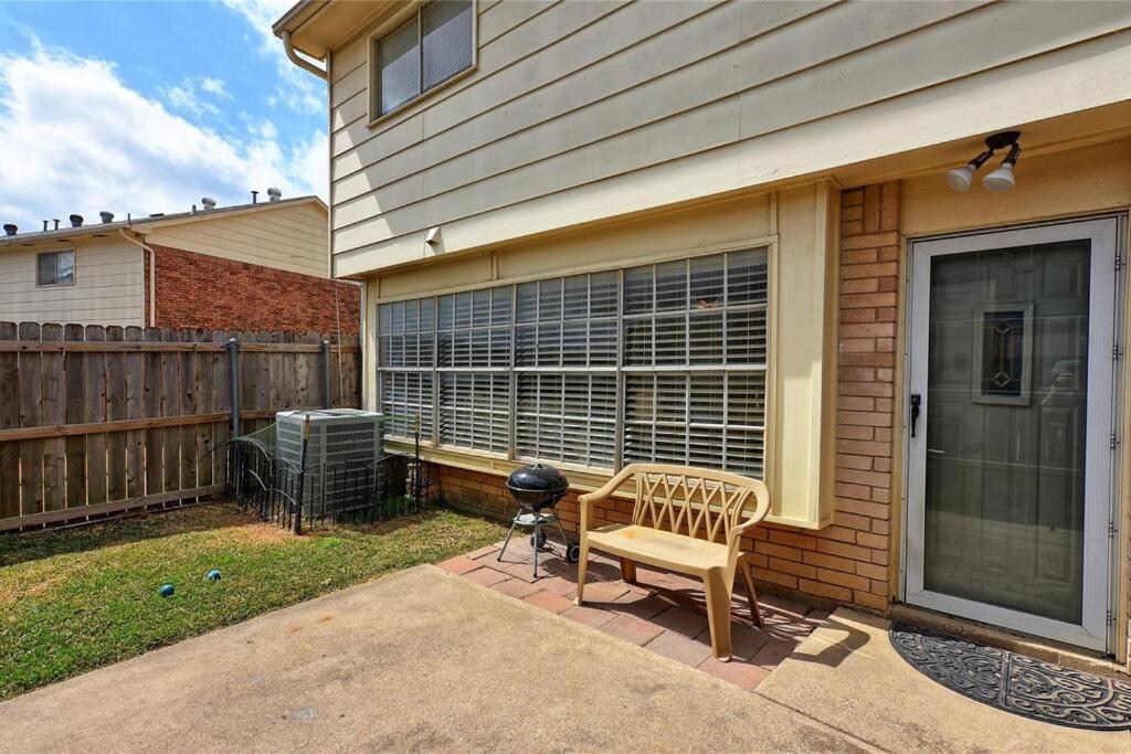 Mpressive Hideaway! Villa Grand Prairie Exterior photo
