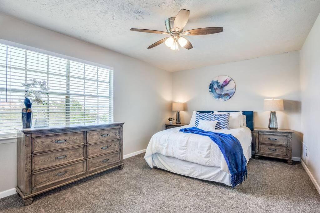 Mpressive Hideaway! Villa Grand Prairie Exterior photo